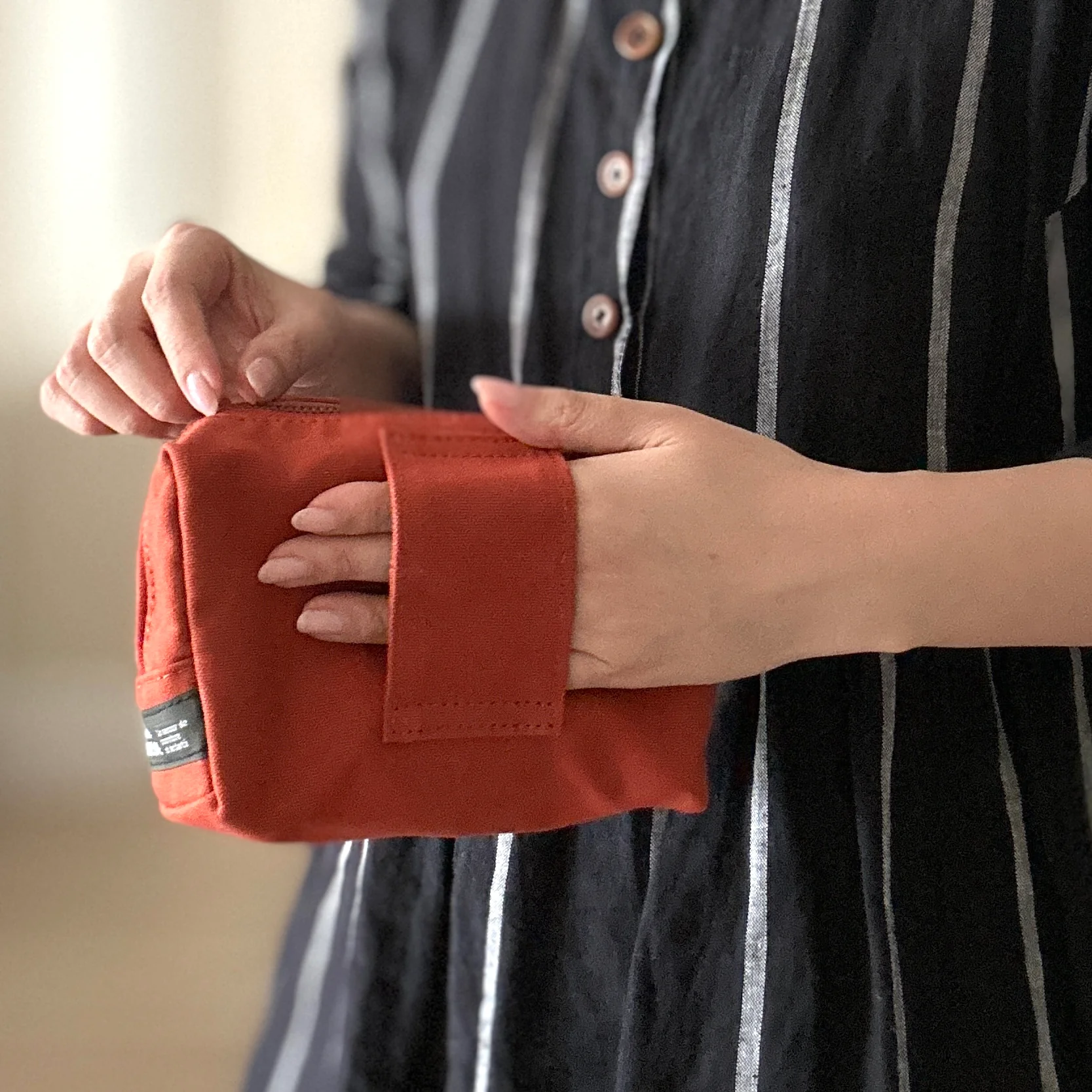 [AP] Mano Pouch - Image 5