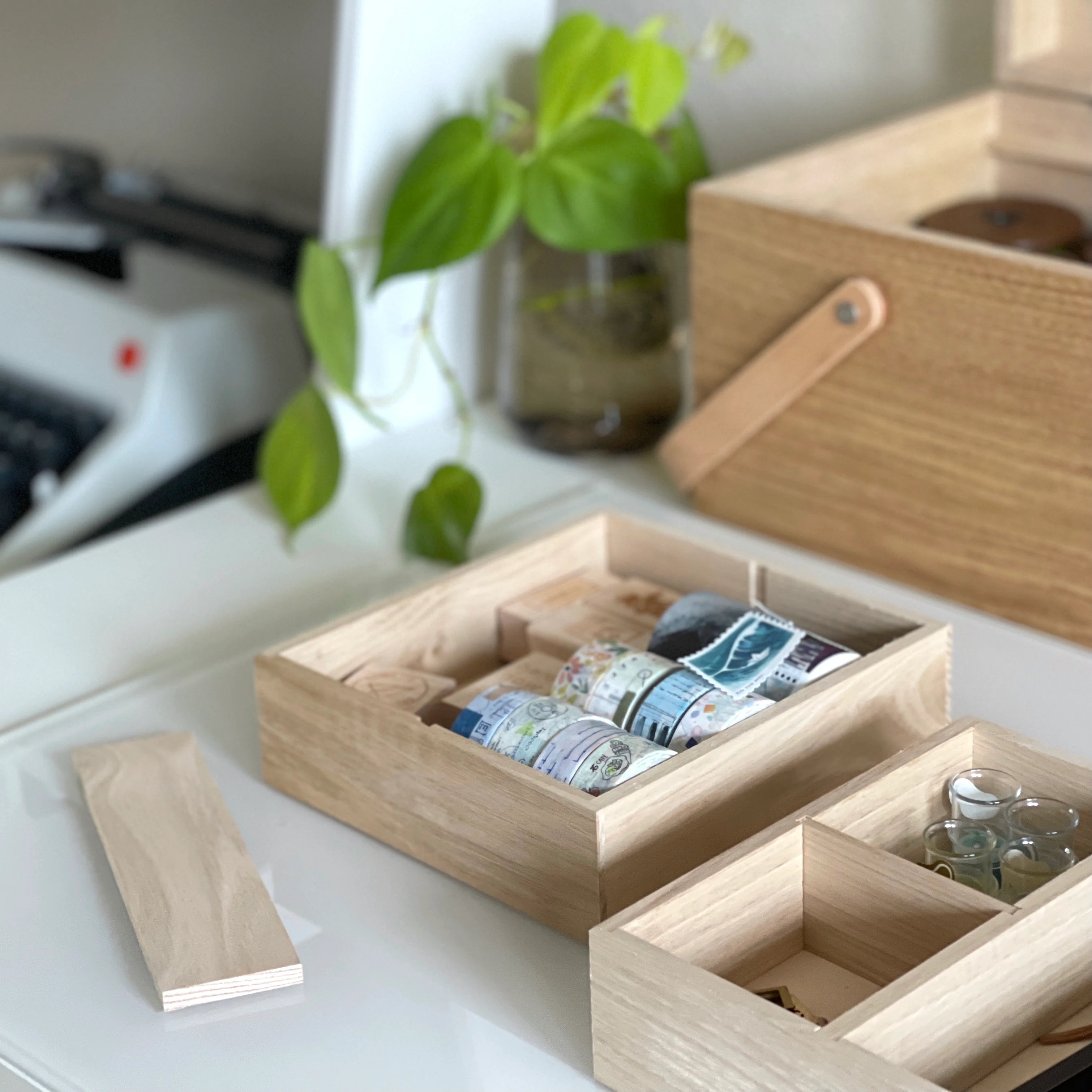 [Classiky] Chestnut Sewing Box - Image 16