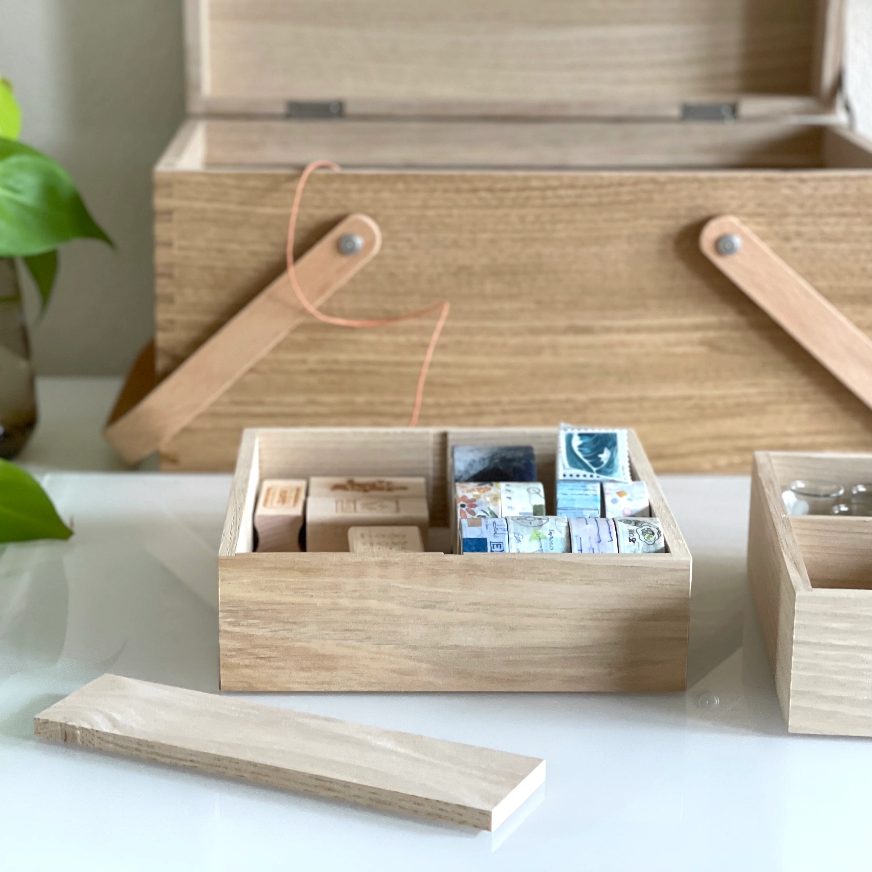 [Classiky] Chestnut Sewing Box - Image 19