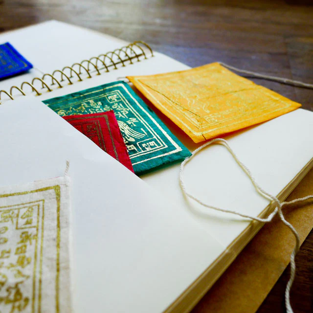 [TRC] Kangaroo Spiral Notebook with Pockets - Image 3