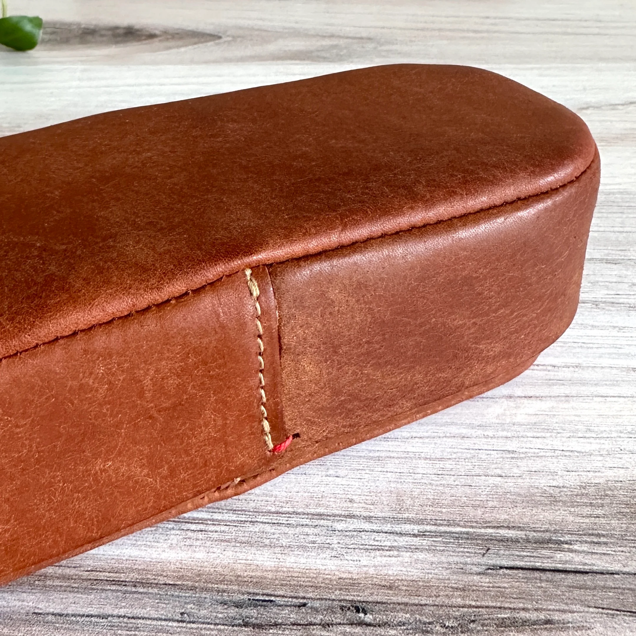 [Classiky] Oval Leather Box - Image 11