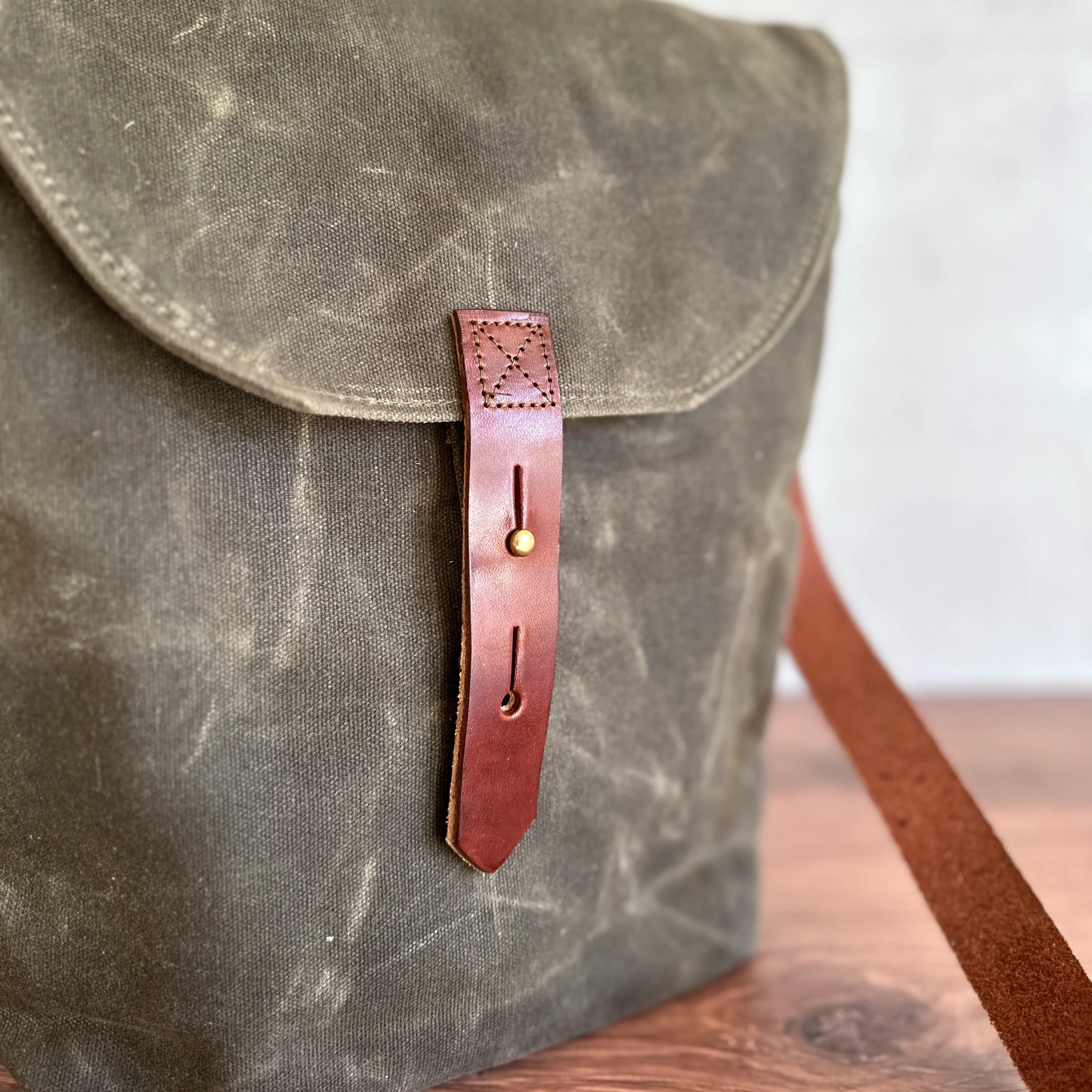 [Peg and Awl ] The Hunter Satchel - Image 12