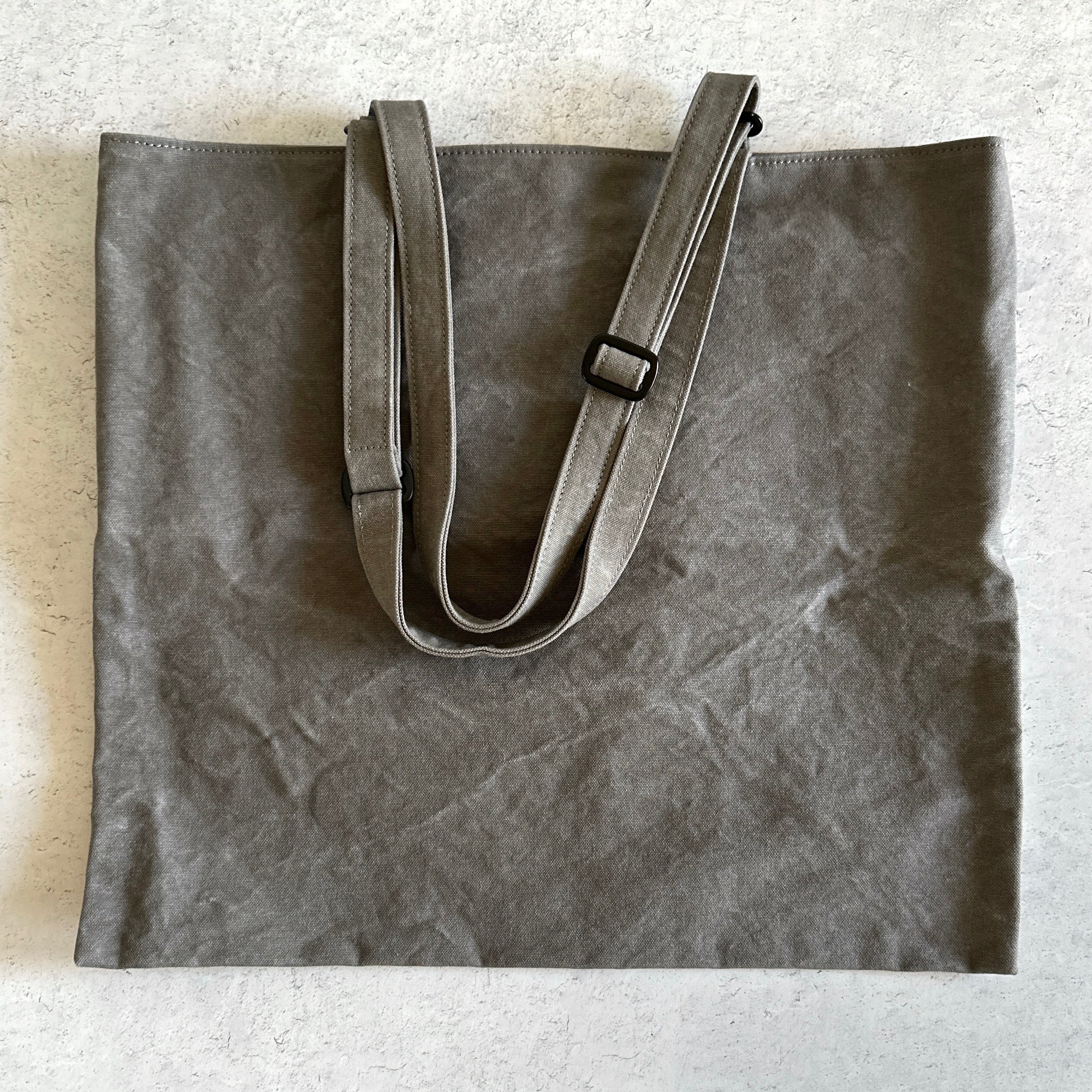 [AP] Slide Bag (Large) - Image 10
