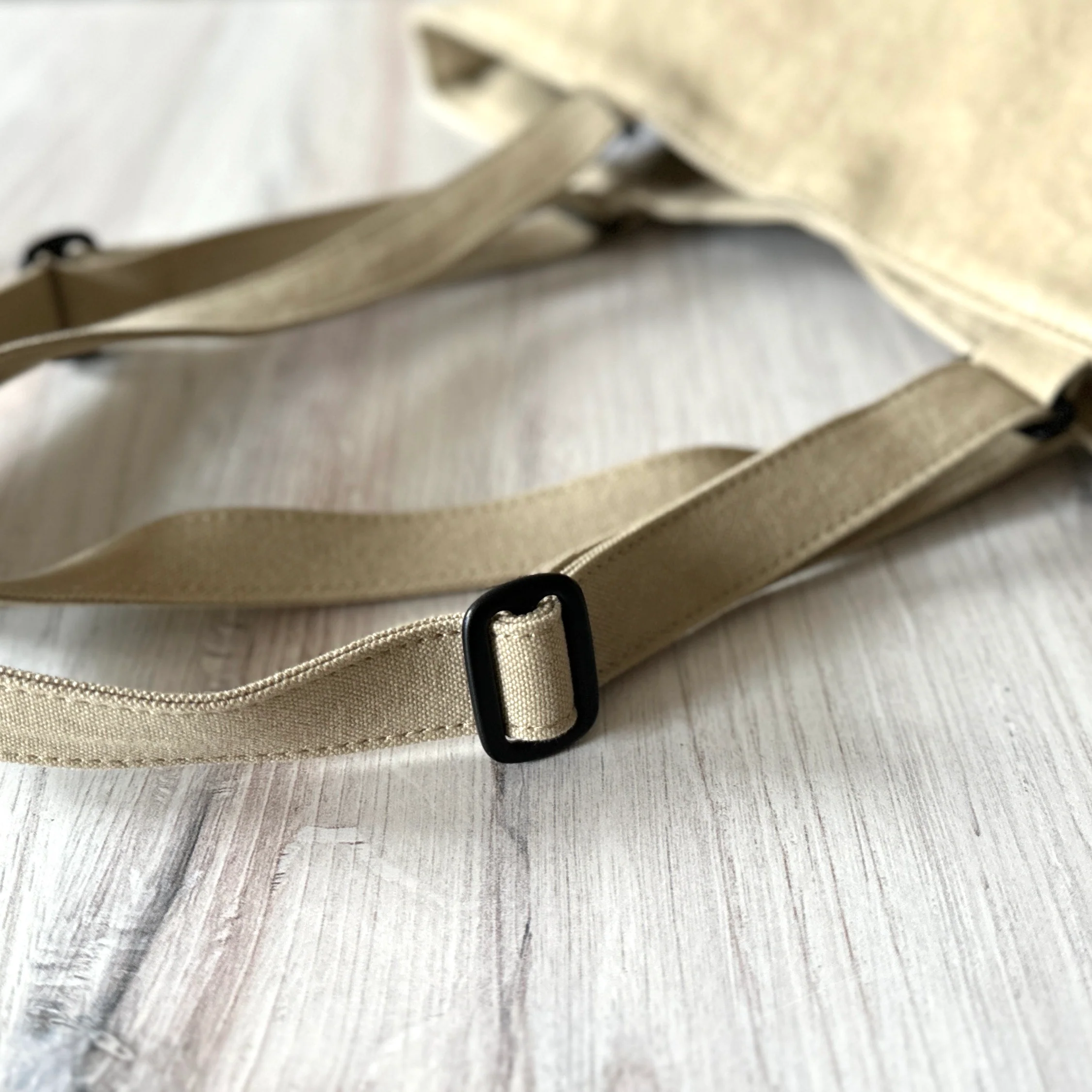 [AP] Slide Bag (Large) - Image 4