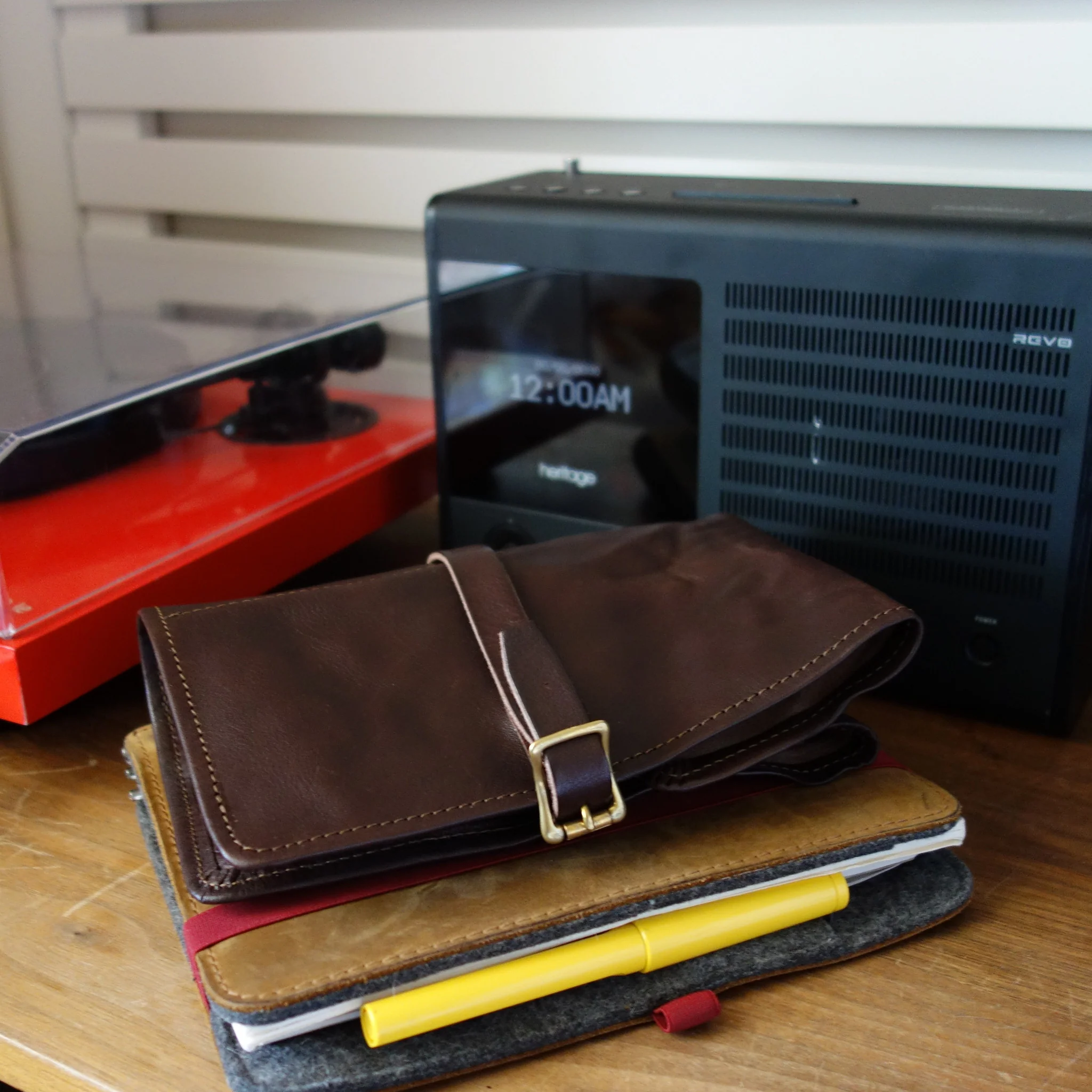 [TSL] Leather Pen Roll - Image 10