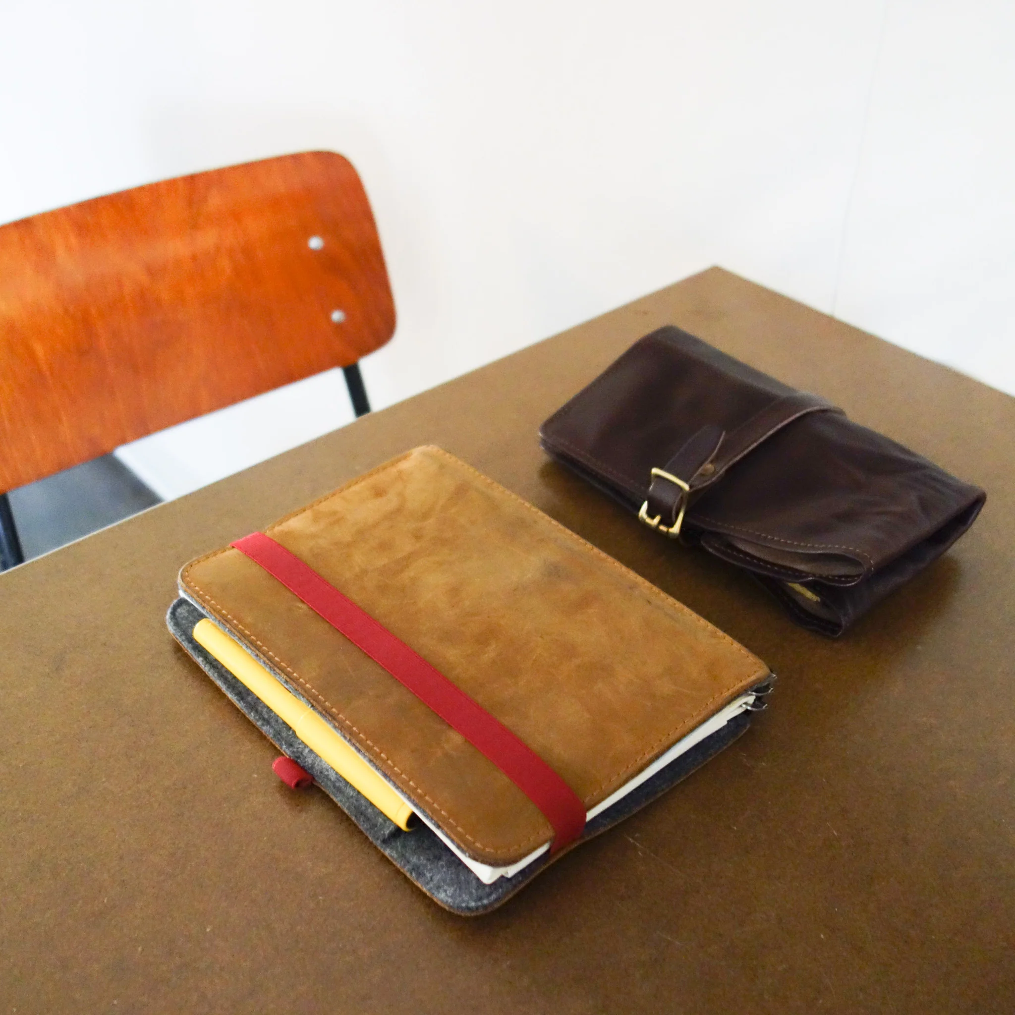[TSL] Leather Pen Roll - Image 14