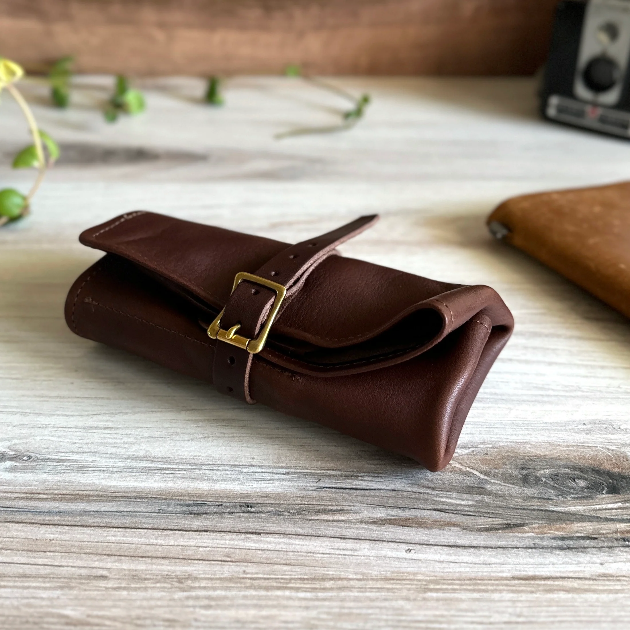 [TSL] Leather Pen Roll - Image 19