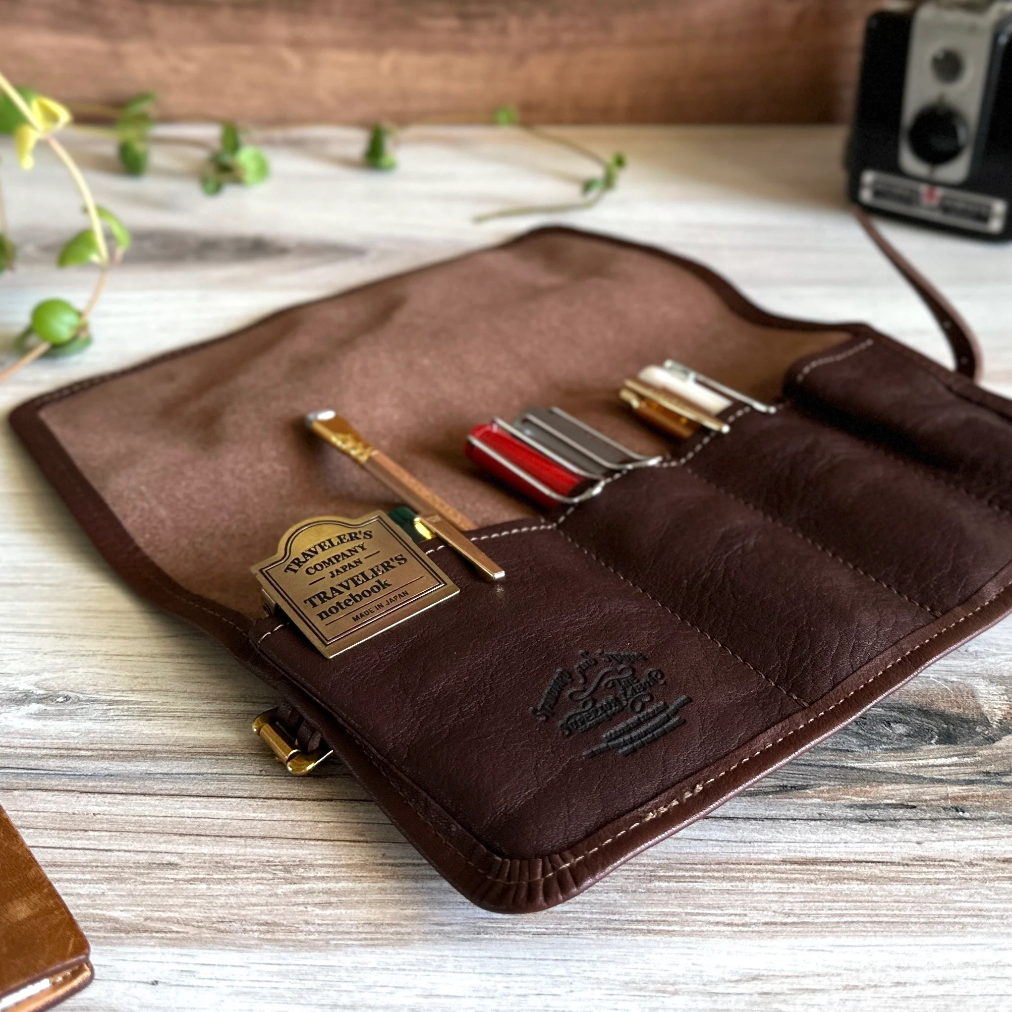 [TSL] Leather Pen Roll - Image 6