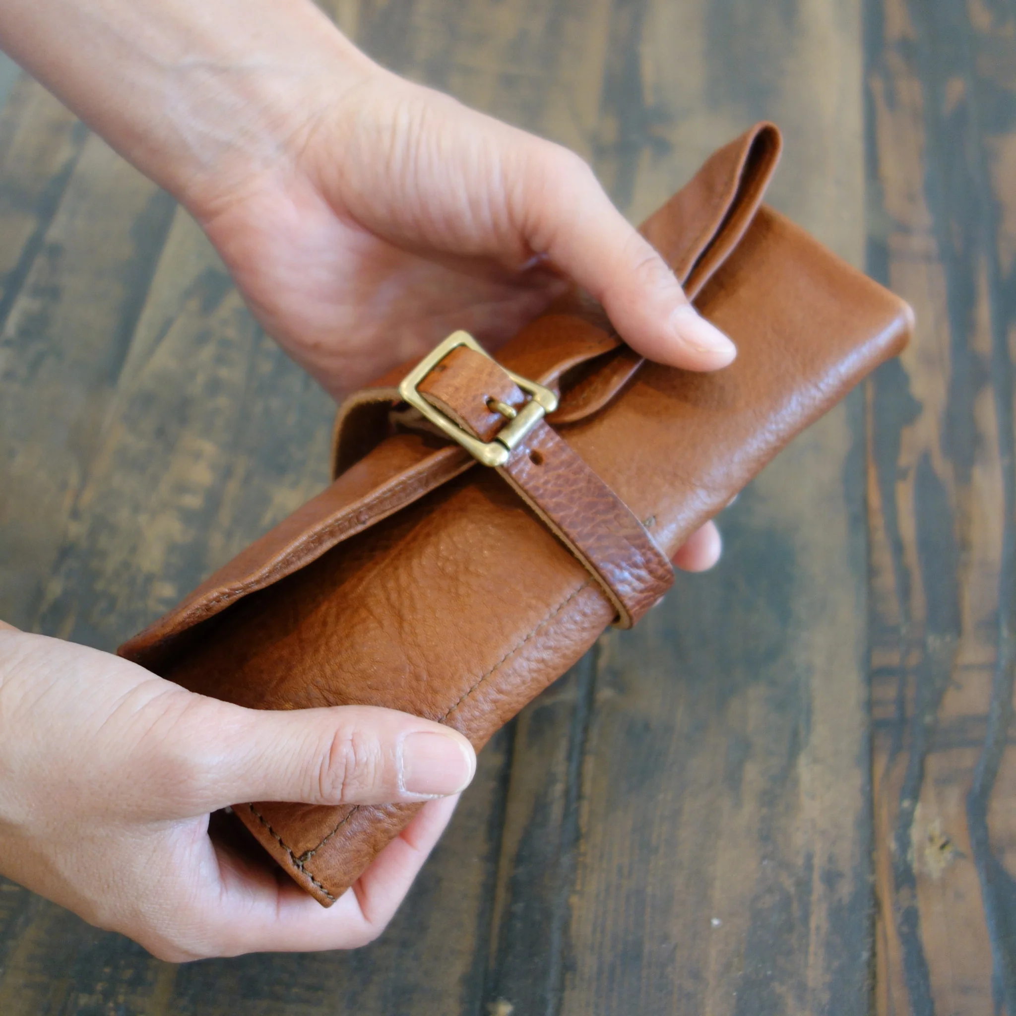 [TSL] Leather Pen Roll - Image 7