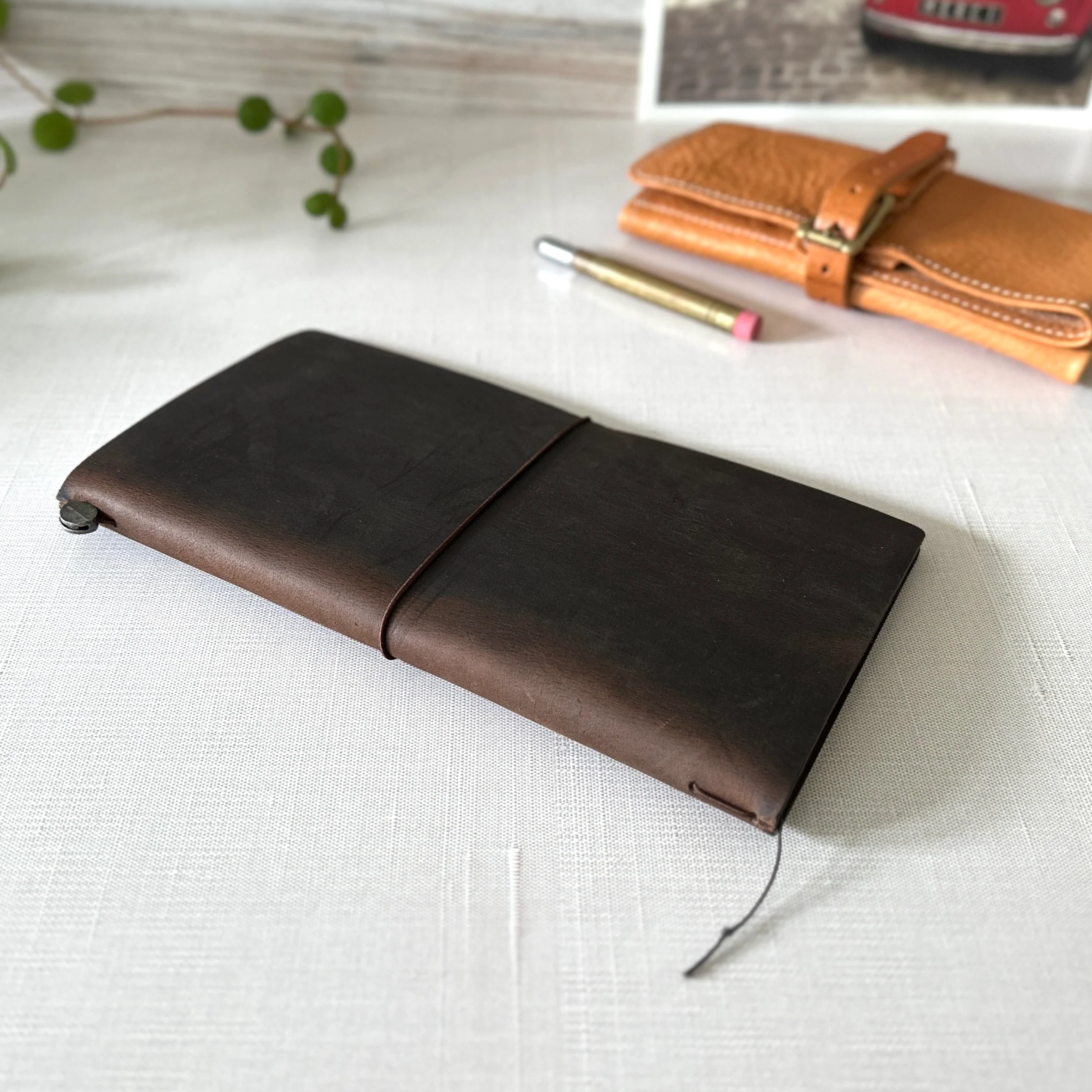 [TRC] Traveler's Notebook // Brown - Image 10