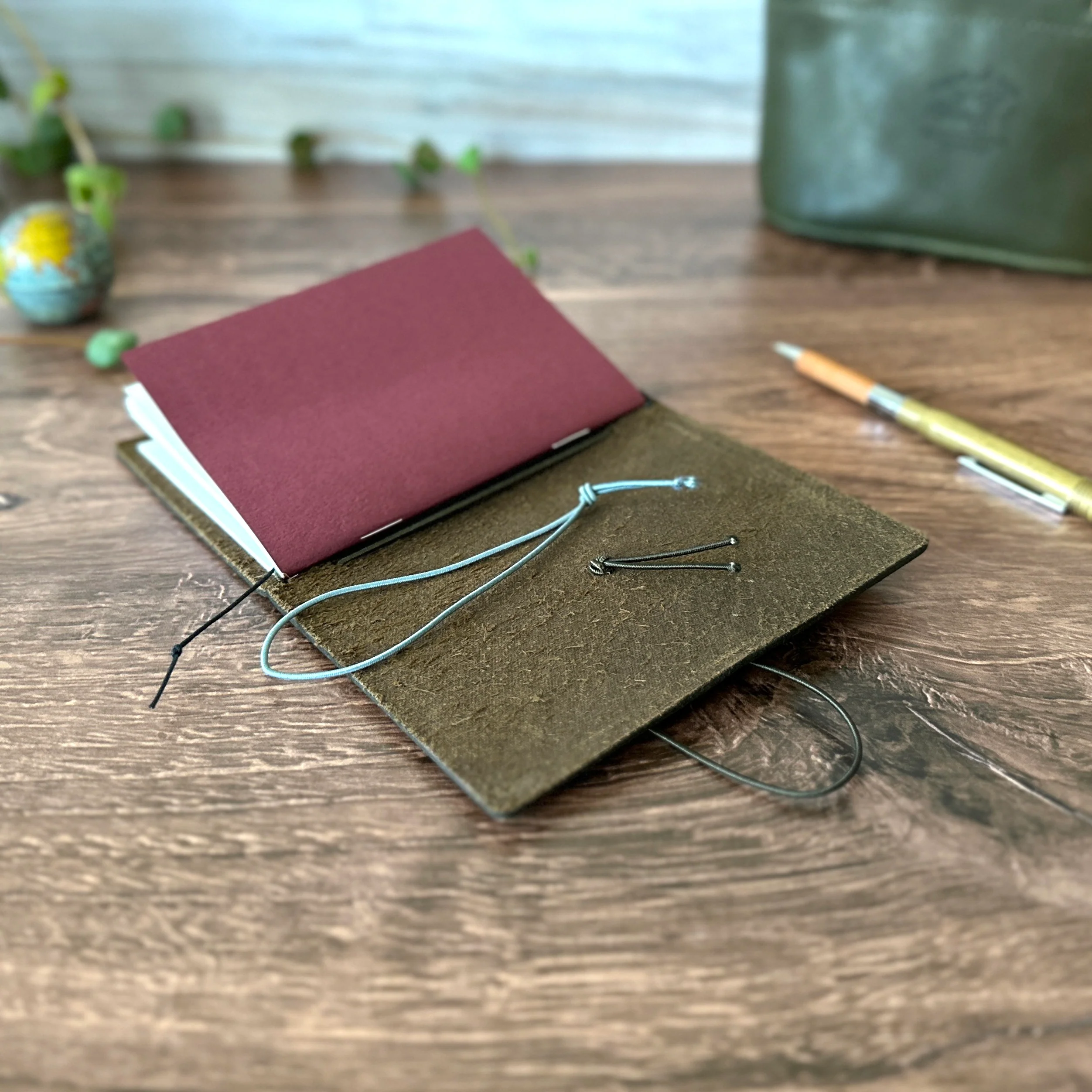 [TRC] Traveler's Notebook // Olive (PASSPORT) - Image 8