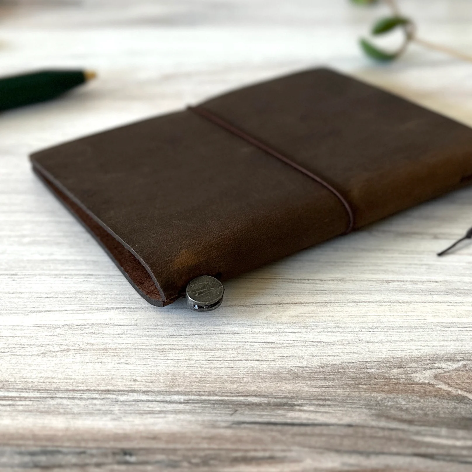 [TRC] Traveler's Notebook // Brown (PASSPORT) - Image 14